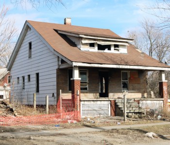 Boarded-up-blight-house