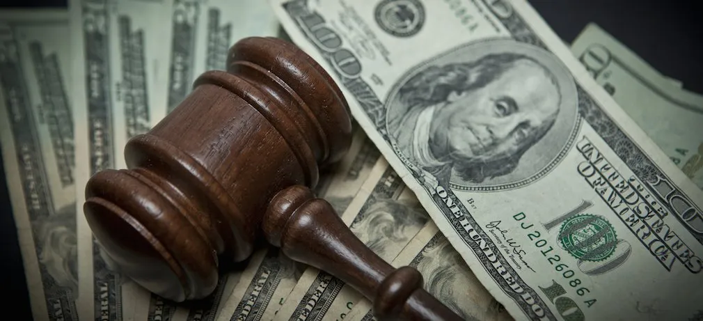 Money_gavel1