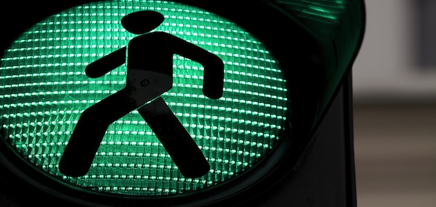 green-walk-light