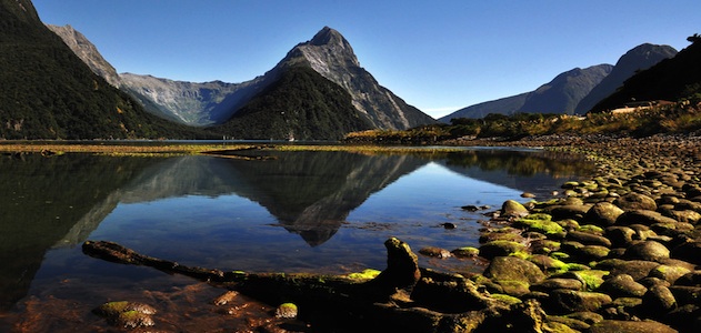 peaksandvalleys