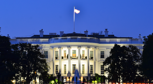 white-house-at-night