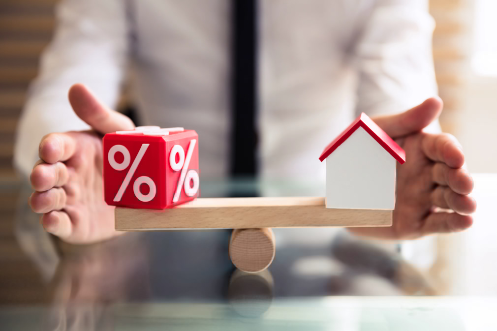 Protecting Balance Between Percentage And House Model