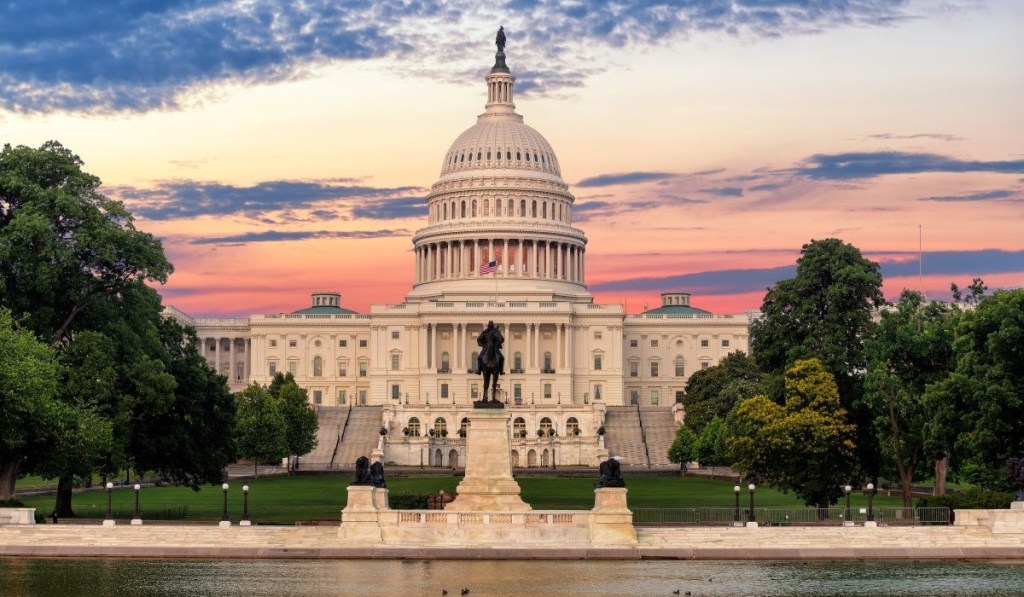 DC, Capitol 3