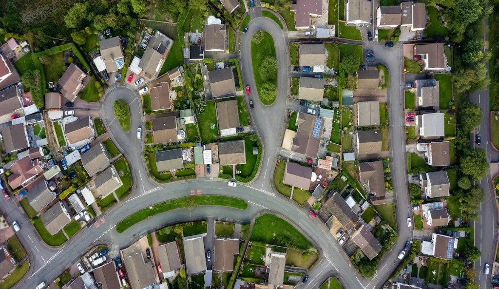 Houses-Neighborhoods, Single Family 3
