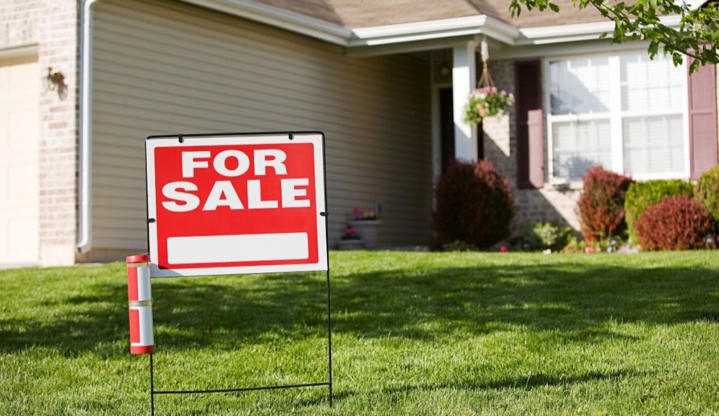 Houses-For Sale, For Sale 6