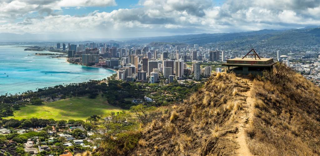 honolulu_unsplash