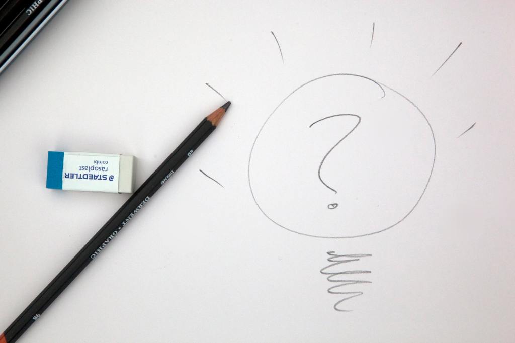 questionwhiteboard_unsplash