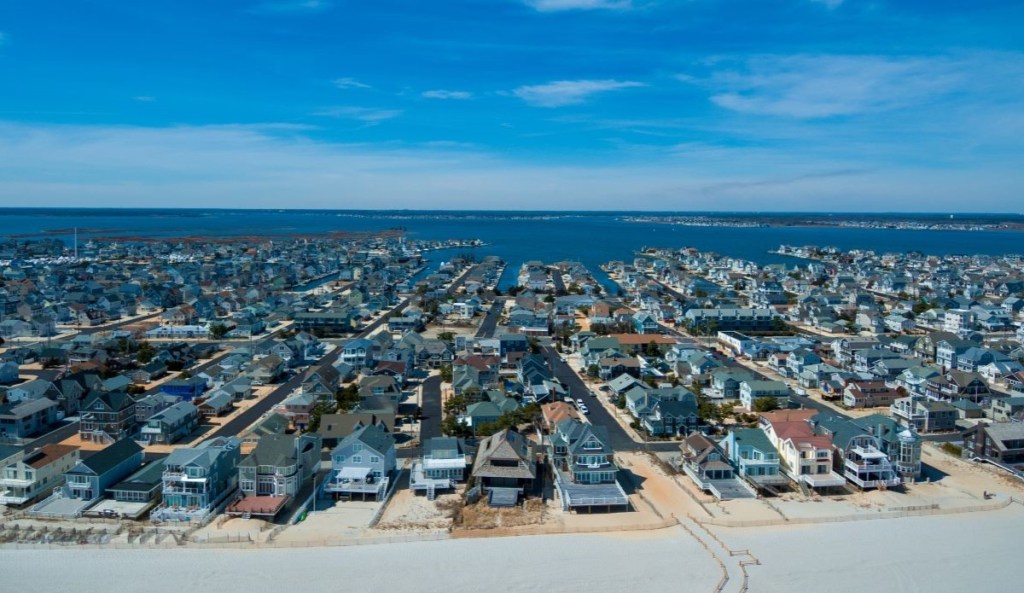 Houses-Neighborhoods, Single Family 30